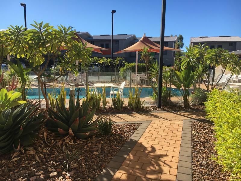 Onslow Beach Resort Exterior photo